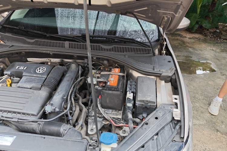Used Volkswagen Sagitar 2019 280TSI DSG Comfort Version China VI Standard Engine Bay Left