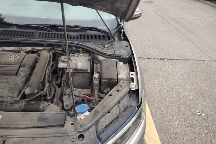 Used Volkswagen Sagitar 2019 280TSI DSG Comfort Version China V Standard Engine Bay Left