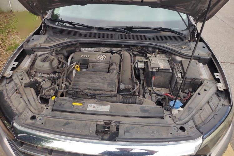 Used Volkswagen Sagitar 2019 280TSI DSG Comfort Version China V Standard Engine Bay