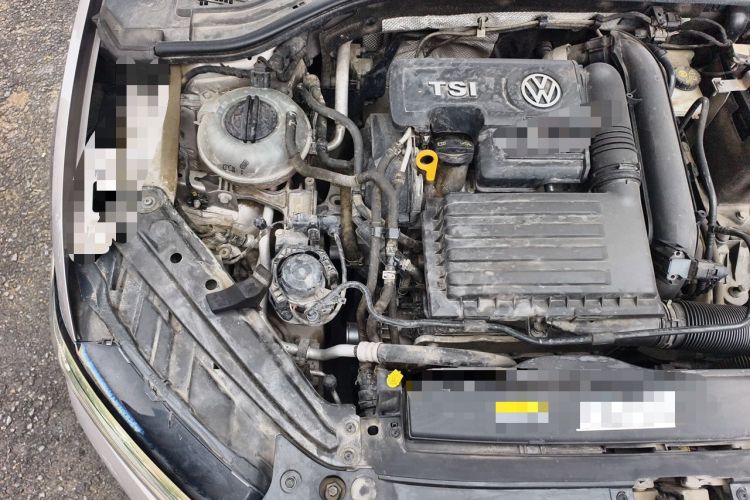 Used Volkswagen Sagitar 2019 280TSI DSG Comfort Version China VI Standard Engine Bay Right