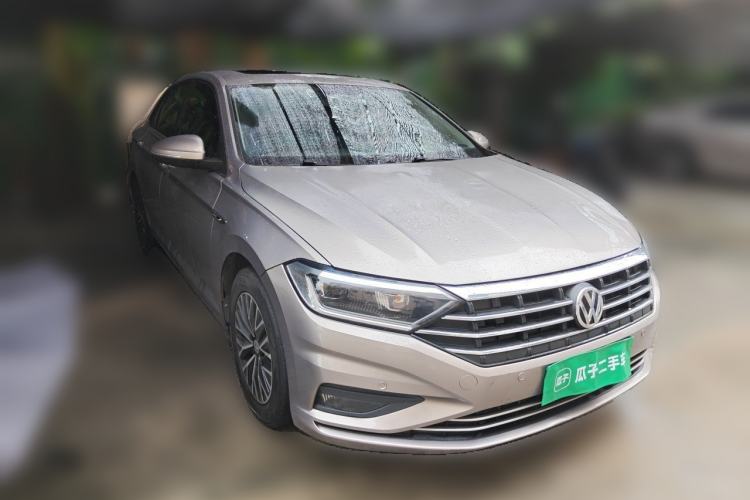 Used Volkswagen Sagitar 2019 280TSI DSG Comfort Version China VI Standard Front Right 45 Deg