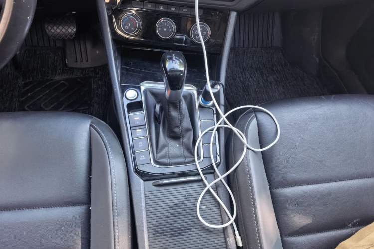 Used Volkswagen Sagitar 2019 280TSI DSG Comfort Version China VI Standard Gear Lever