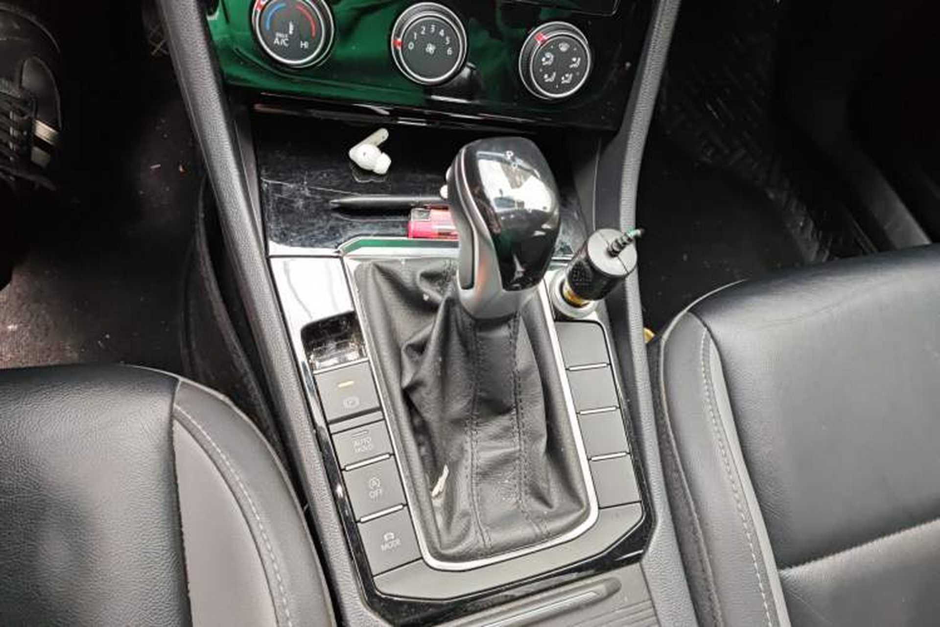 Used Volkswagen Sagitar 2019 280TSI DSG Comfort Version China VI Standard Gear Lever