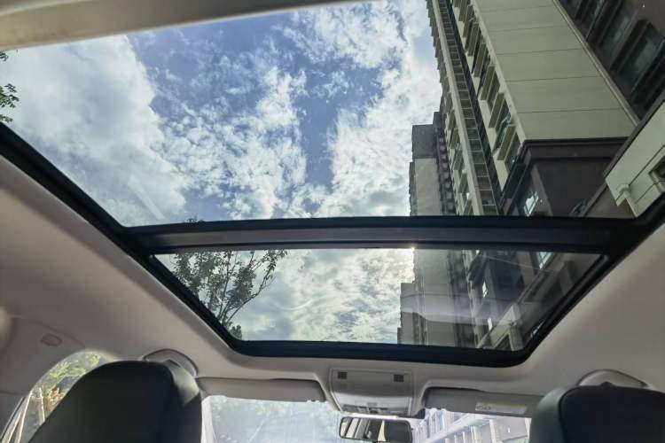 Used Volkswagen Sagitar 2019 200TSI DSG Comfort Version China VI Standard Headliner