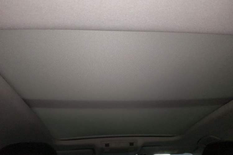 Used Volkswagen Sagitar 2019 280TSI DSG Comfort Version China VI Standard Headliner