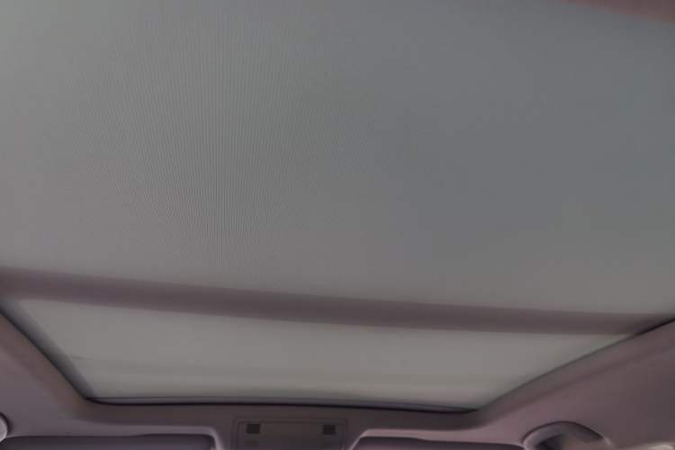Used Volkswagen Sagitar 2019 280TSI DSG Luxury Model China V Emission Standard Headliner