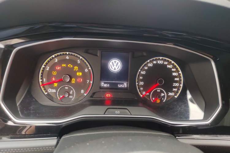 Used Volkswagen Sagitar 2019 280TSI DSG Comfort Version China V Standard Instrument Cluster