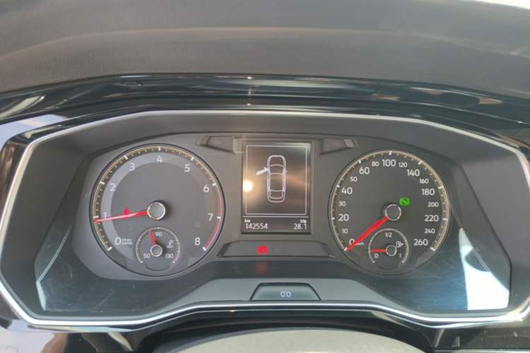 Used Volkswagen Sagitar 2019 280TSI DSG Comfort Version China VI Standard Instrument Cluster