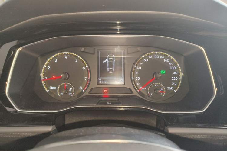 Used Volkswagen Sagitar 2019 200TSI DSG Comfort Version China VI Standard Instrument Cluster