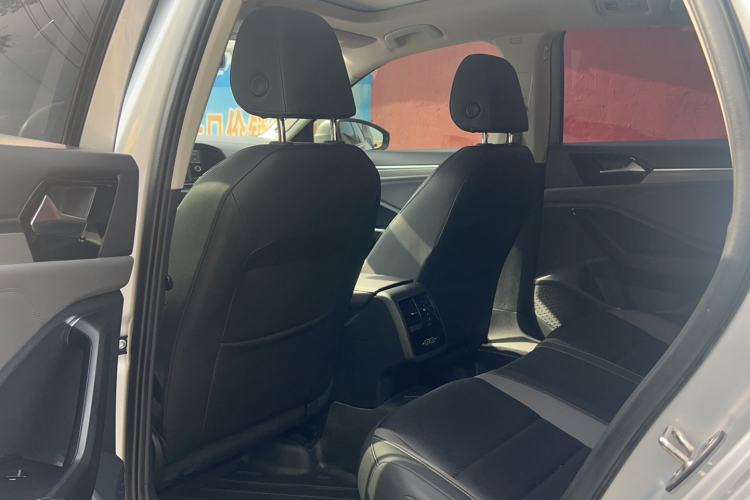 Used Volkswagen Sagitar 2019 280TSI DSG Comfort Version China VI Standard Interior 2