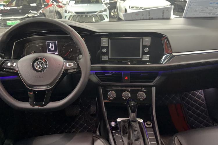 Used Volkswagen Sagitar 2019 280TSI DSG Comfort Version China VI Standard Interior 3