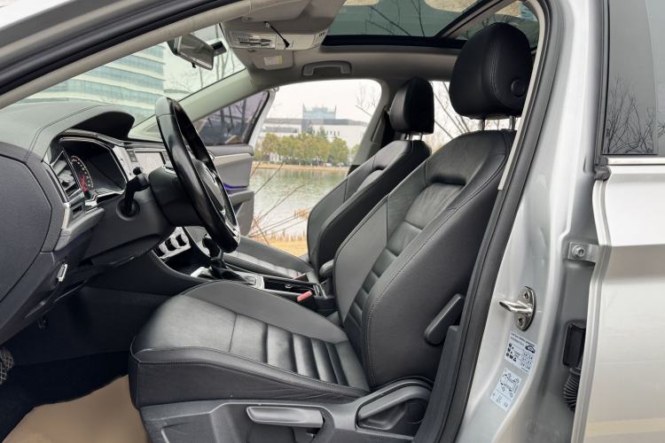Used Volkswagen Sagitar 2019 280TSI DSG Comfort Version China VI Standard Interior 4