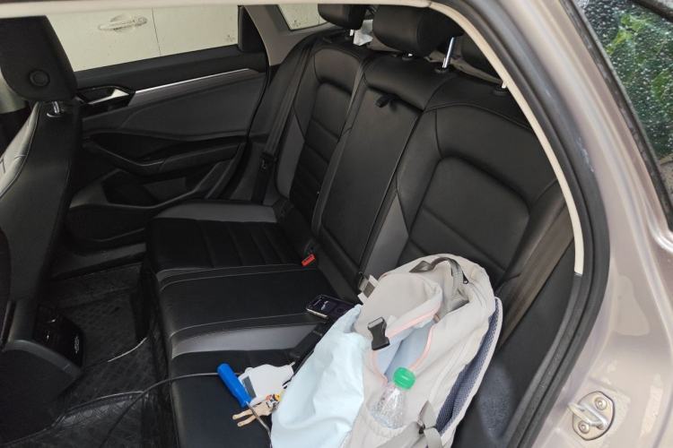 Used Volkswagen Sagitar 2019 280TSI DSG Comfort Version China VI Standard Left Rear Seat