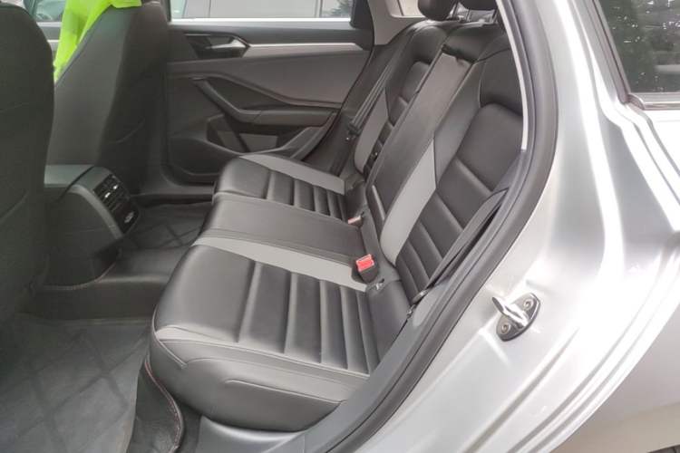 Used Volkswagen Sagitar 2019 280TSI DSG Comfort Version China VI Standard Left Rear Seat