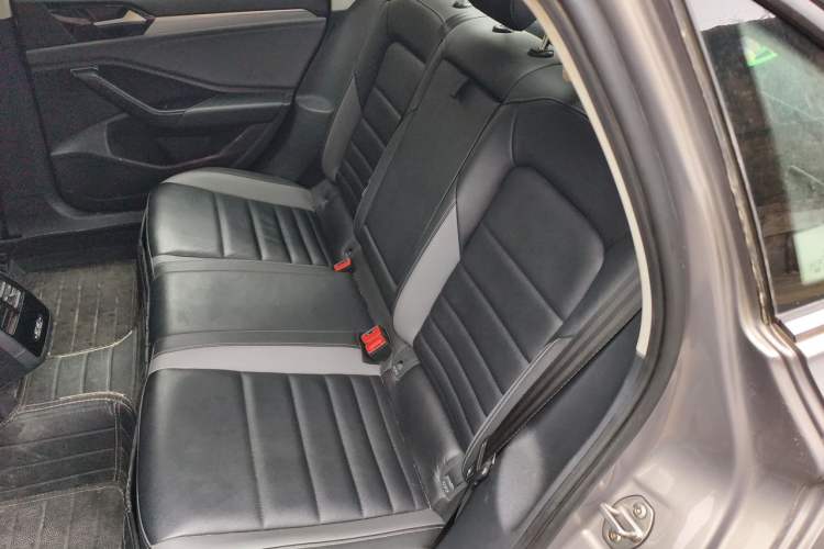 Used Volkswagen Sagitar 2019 280TSI DSG Comfort Version China VI Standard Left Rear Seat