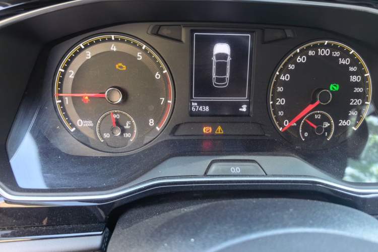 Used Volkswagen Sagitar 2019 280TSI DSG Comfort Version China VI Standard Odometer Close Up
