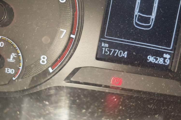 Used Volkswagen Sagitar 2019 200TSI DSG Comfort Version China VI Standard Odometer Close Up