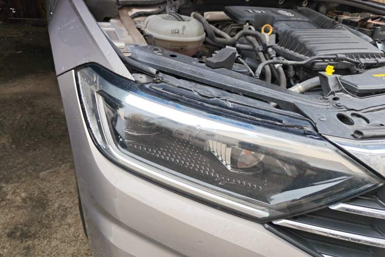 Used Volkswagen Sagitar 2019 280TSI DSG Comfort Version China VI Standard Right Front Headlight