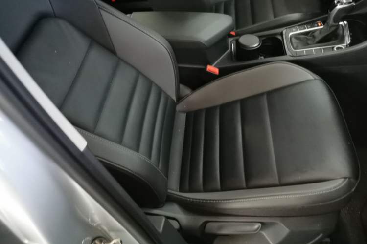 Used Volkswagen Sagitar 2019 280TSI DSG Comfort Version China VI Standard Right Front Seat