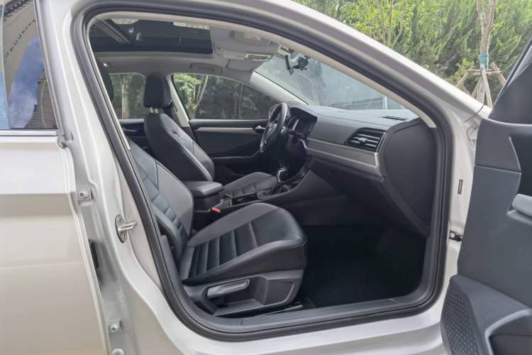 Used Volkswagen Sagitar 2019 200TSI DSG Comfort Version China VI Standard Right Front Seat