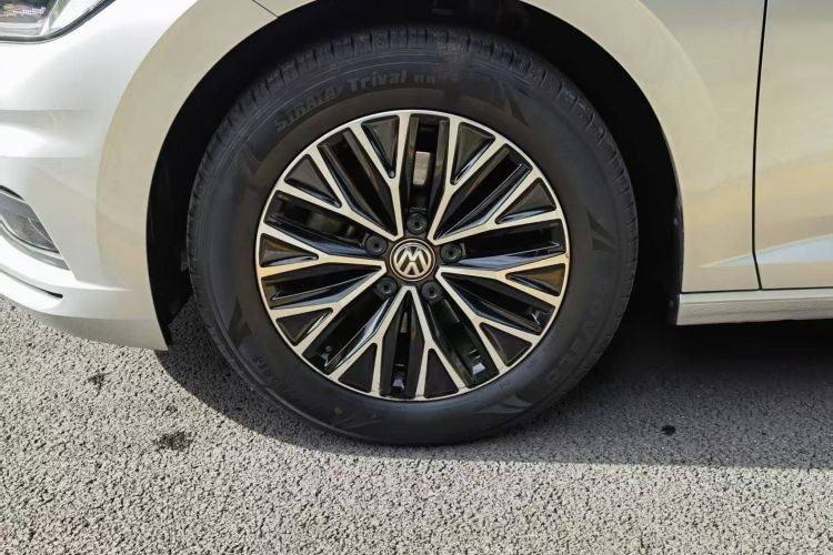 Used Volkswagen Sagitar 2019 200TSI DSG Comfort Version China VI Standard Right Rear Wheel Hub