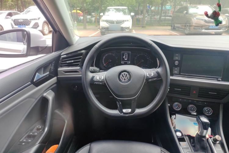 Used Volkswagen Sagitar 2019 280TSI DSG Comfort Version China VI Standard Steering Wheel