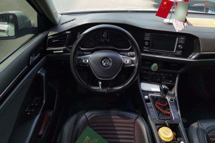 Used Volkswagen Sagitar 2019 280TSI DSG Luxury Model China V Emission Standard Steering Wheel