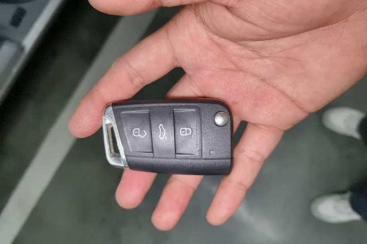 Used Volkswagen Sagitar 2019 280TSI DSG Comfort Version China VI Standard Vehicle Key