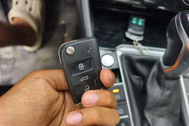Used Volkswagen Sagitar 2019 280TSI DSG Comfort Version China VI Standard Vehicle Key