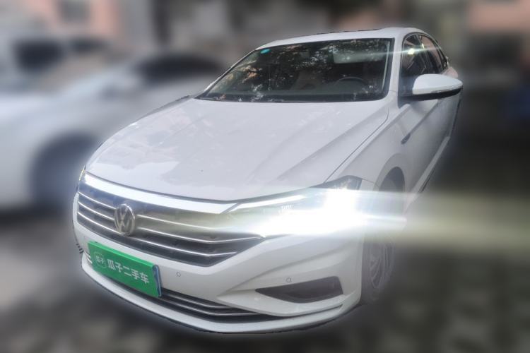 Used Volkswagen Sagitar 2019 280TSI DSG Luxury Version China VI Standard Guazi used car, China used car export, Used car for sale, Used  cars, Cheapest cars for sale
