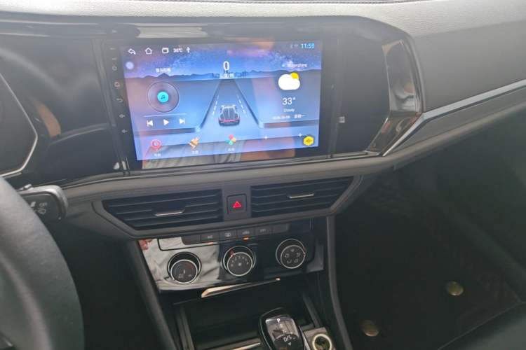 Used Volkswagen Sagitar 2019 280TSI DSG Comfort Version China V Standard Audio And AC Panel