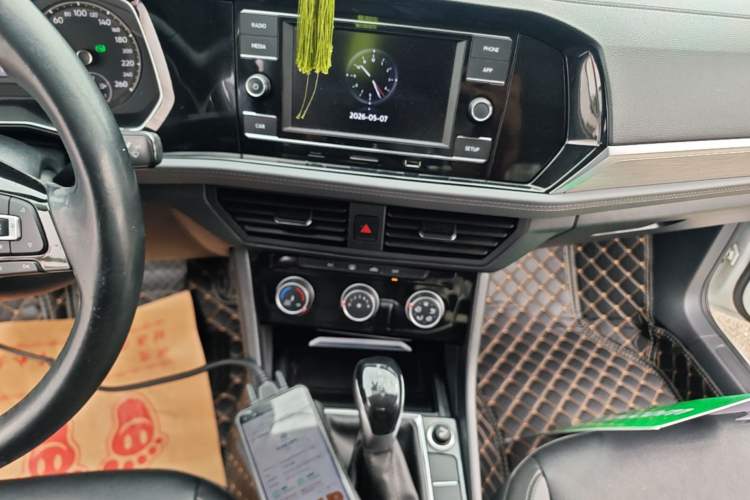 Used Volkswagen Sagitar 2019 280TSI DSG Comfort Version China VI Standard Audio And AC Panel