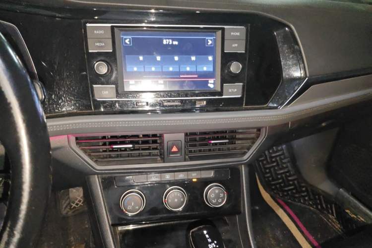Used Volkswagen Sagitar 2019 280TSI DSG Comfort Version China V Standard Audio And AC Panel