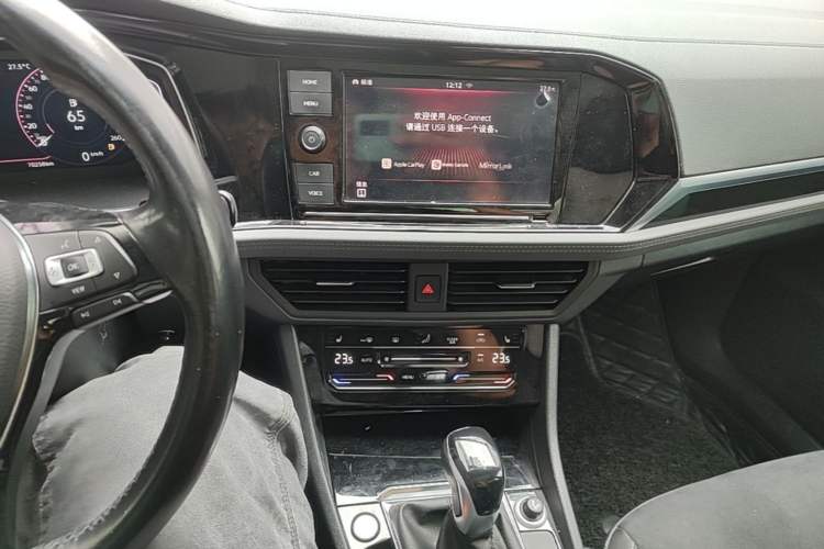 Used Volkswagen Sagitar 2019 280TSI DSG Luxury Version China VI Standard Audio And AC Panel