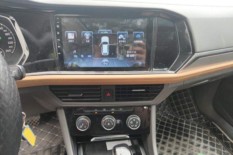 Used Volkswagen Sagitar 2019 280TSI DSG Comfort Version China V Standard Audio And AC Panel