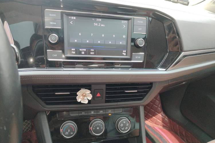 Used Volkswagen Sagitar 2019 280TSI DSG Comfort Version China VI Standard Audio And AC Panel