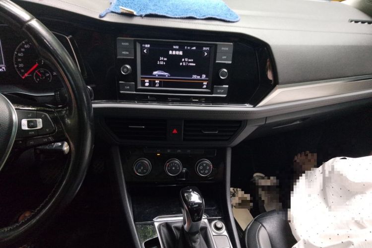 Used Volkswagen Sagitar 2019 200TSI DSG Comfort Version China VI Standard Audio And AC Panel
