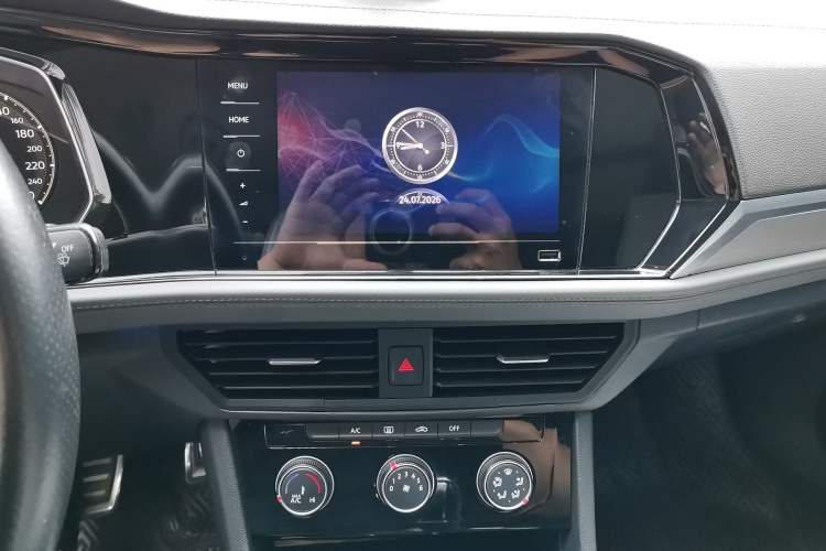 Used Volkswagen Sagitar 2019 200TSI DSG Comfort Version China VI Standard Audio And AC Panel
