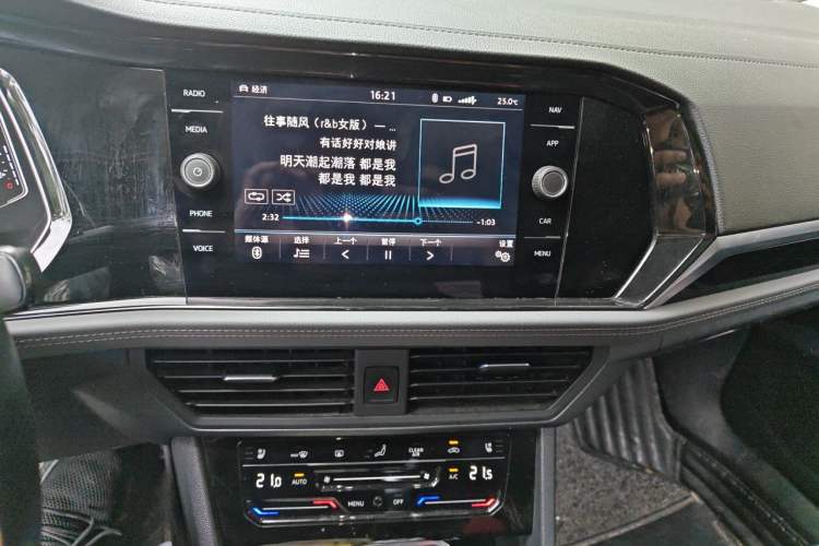 Used Volkswagen Sagitar 2019 280TSI DSG Flagship Model China V Standard Audio And AC Panel