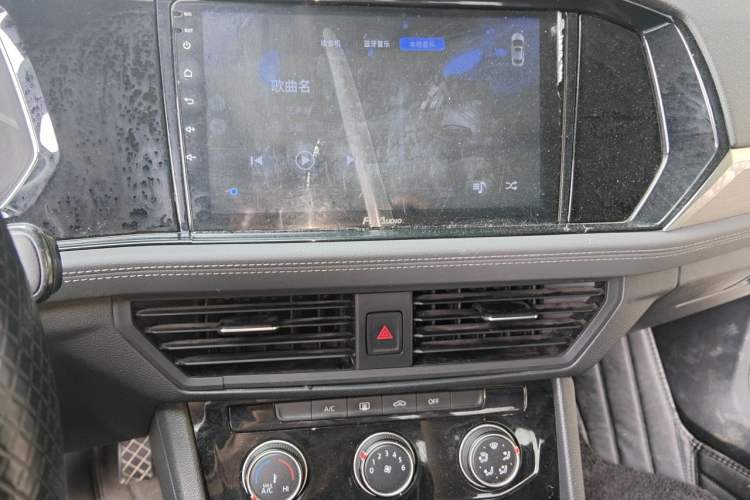 Used Volkswagen Sagitar 2019 280TSI DSG Comfort Version China VI Standard Audio And AC Panel