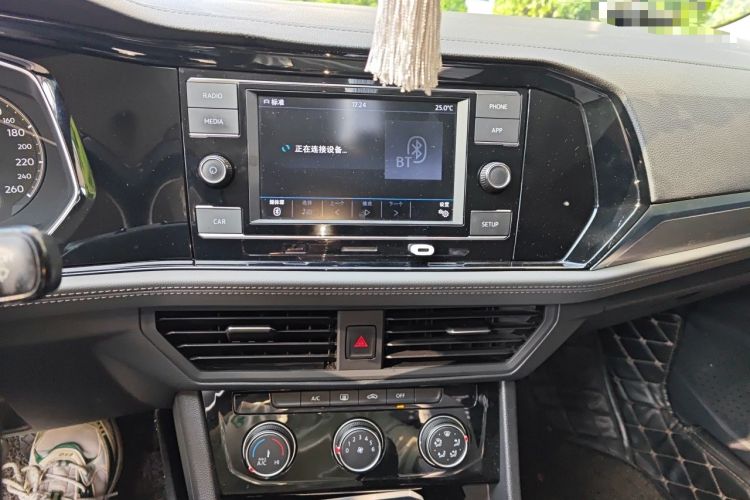 Used Volkswagen Sagitar 2019 280TSI DSG Comfort Version China VI Standard Audio And AC Panel