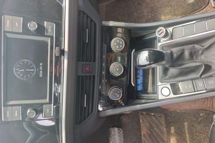 Used Volkswagen Sagitar 2019 200TSI DSG Comfort Version China VI Standard Audio And AC Panel