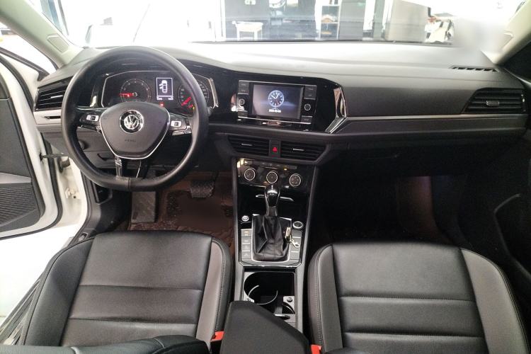 Used Volkswagen Sagitar 2019 280TSI DSG Comfort Version China VI Standard Center Console
