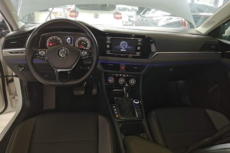 Used Volkswagen Sagitar 2019 280TSI DSG Comfort Version China VI Standard Center Console