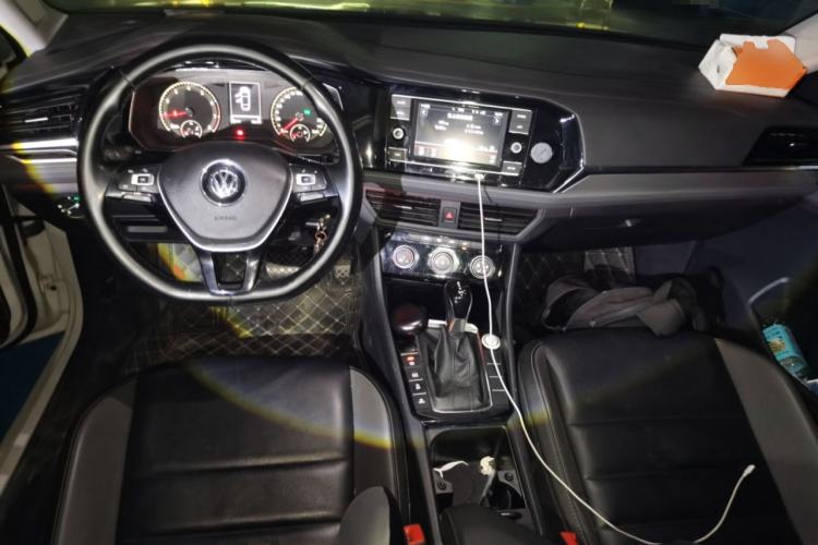 Used Volkswagen Sagitar 2019 280TSI DSG Comfort Version China VI Standard Center Console