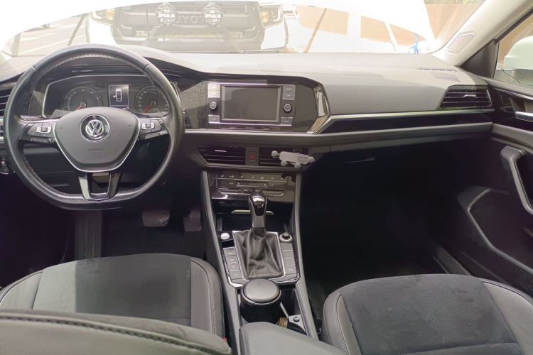 Used Volkswagen Sagitar 2019 280TSI DSG Luxury Version China VI Standard Center Console