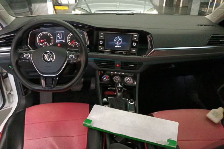 Used Volkswagen Sagitar 2019 280TSI DSG Comfort Version China VI Standard Center Console