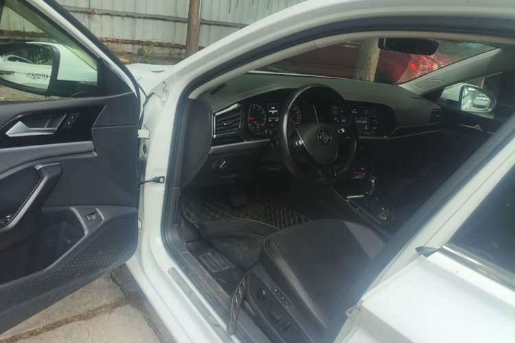 Used Volkswagen Sagitar 2019 280TSI DSG Luxury Version China VI Standard Driver Seat