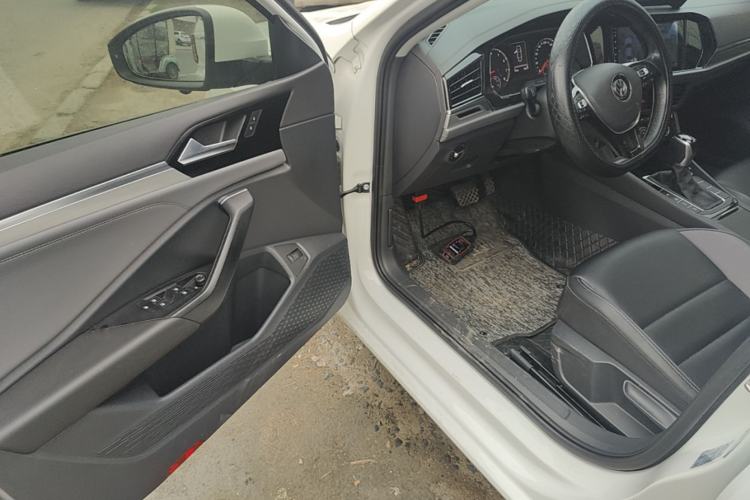 Used Volkswagen Sagitar 2019 200TSI DSG Comfort Version China VI Standard Driver Seat
