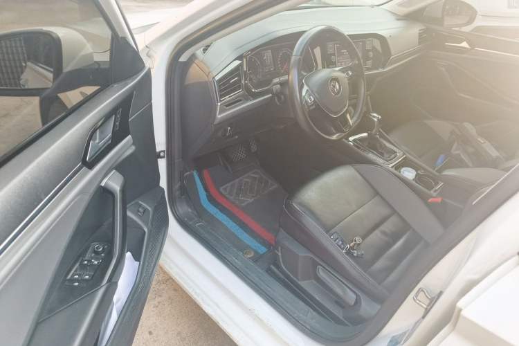 Used Volkswagen Sagitar 2019 200TSI DSG Comfort Version China VI Standard Driver Seat